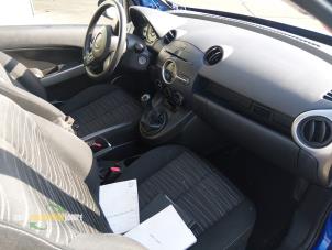 Mazda 2 1.3 16V S-VT Schrottauto (2007, Blau)