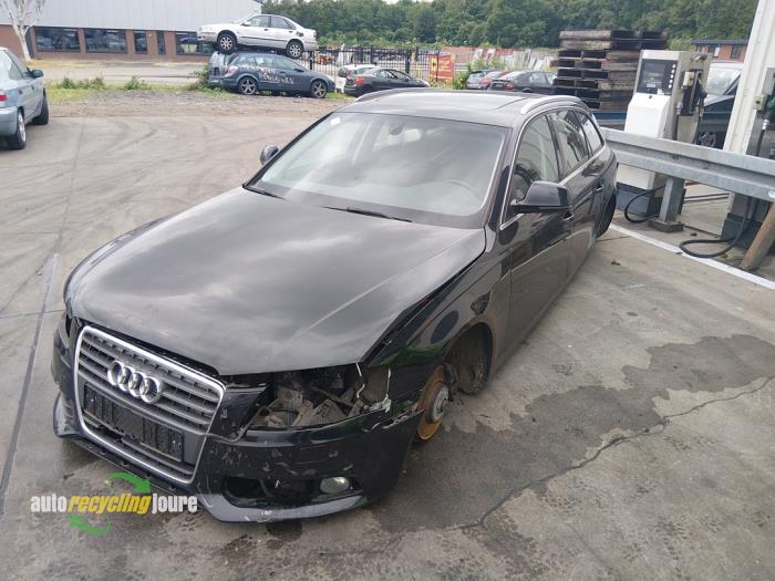Audi A4 Avant 2.0 TDI 16V  (Rozbiórka)