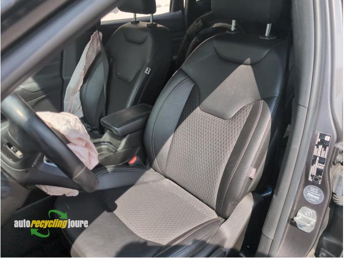 Jeep Compass II 1.3 4XE 240 16V 4x4 Samochód złomowany (2022, Szary)