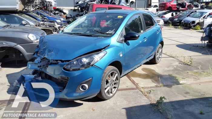 Mazda 2 De 1 3 16v Mzr Salvage Year Of Construction 13 Colour Blue Proxyparts Com