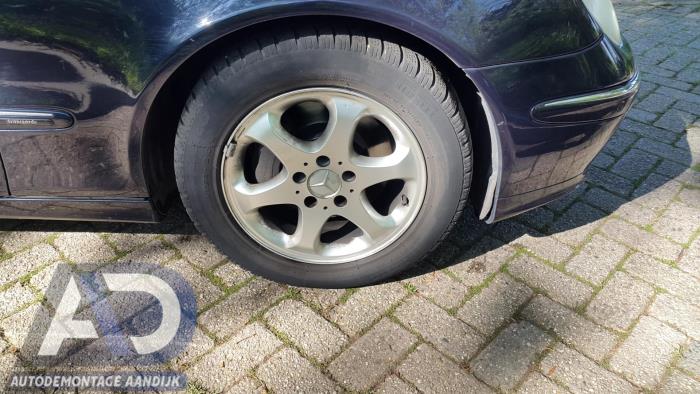 Mercedes E Combi 3.2 E-320 CDI 24V Épave (2005, Métallisé, Bleu)