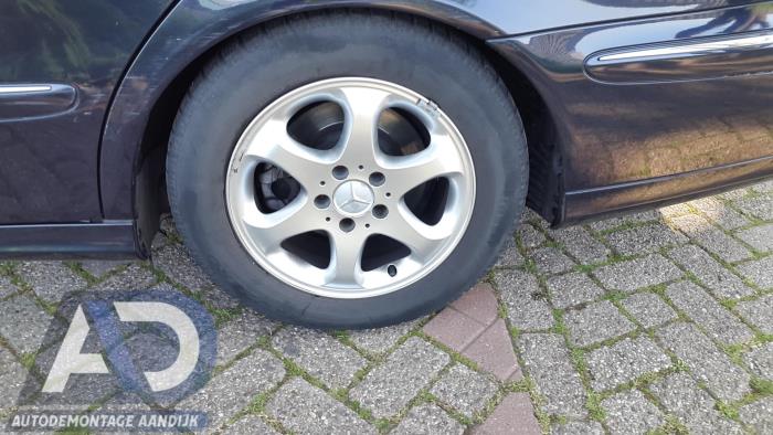 Mercedes E Combi 3.2 E-320 CDI 24V Épave (2005, Métallisé, Bleu)