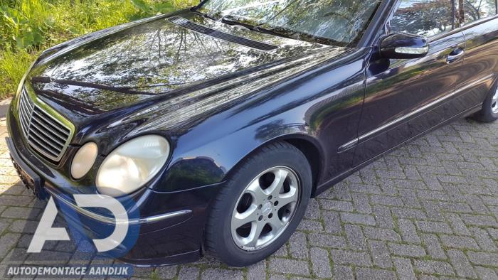 Mercedes E Combi 3.2 E-320 CDI 24V Épave (2005, Métallisé, Bleu)
