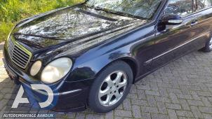 Mercedes E Combi 3.2 E-320 CDI 24V Épave (2005, Métallisé, Bleu)