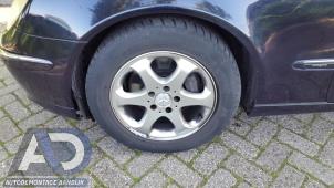 Mercedes E Combi 3.2 E-320 CDI 24V Épave (2005, Métallisé, Bleu)