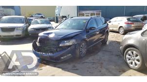 Volkswagen Passat Variant 2.0 TSI 16V Samochód złomowany (2013, Niebieski)