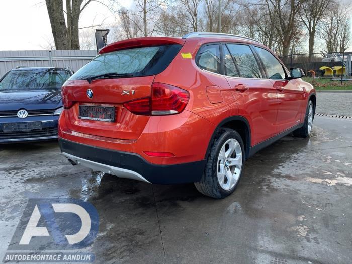 BMW X1 sDrive 18i 2.0 16V Épave (2012, Orange)