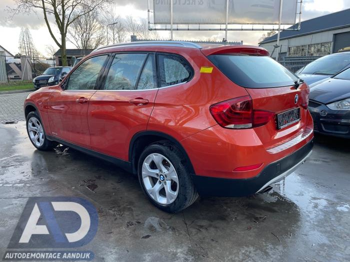 BMW X1 sDrive 18i 2.0 16V Épave (2012, Orange)