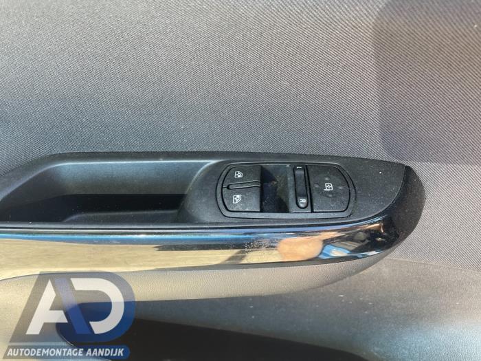 Opel Corsa E 1.4 16V Épave (2019, Bleu)