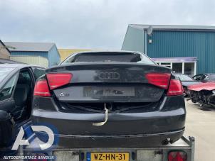 Audi A8 4.2 TDI V8 32V Quattro Épave (2011, Gris)