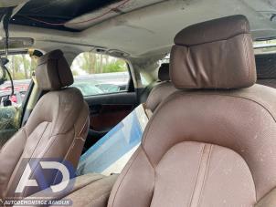 Audi A8 4.2 TDI V8 32V Quattro Épave (2011, Gris)