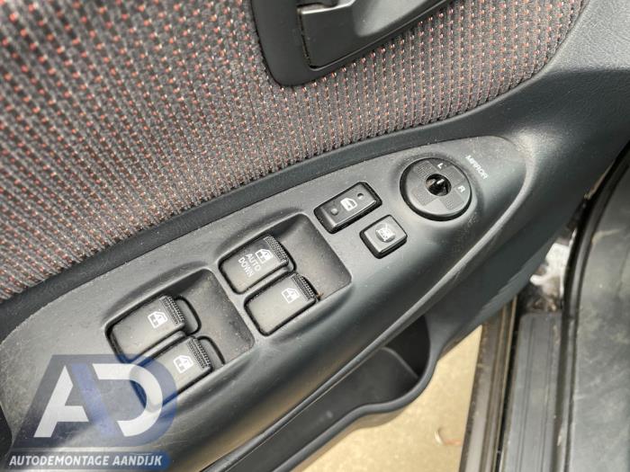 Hyundai Tucson 2.0 16V CVVT 4x2 Vehículo de desguace (2006, Negro)