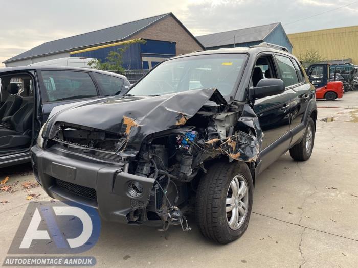 Hyundai Tucson 2.0 16V CVVT 4x2 Vehículo de desguace (2006, Negro)