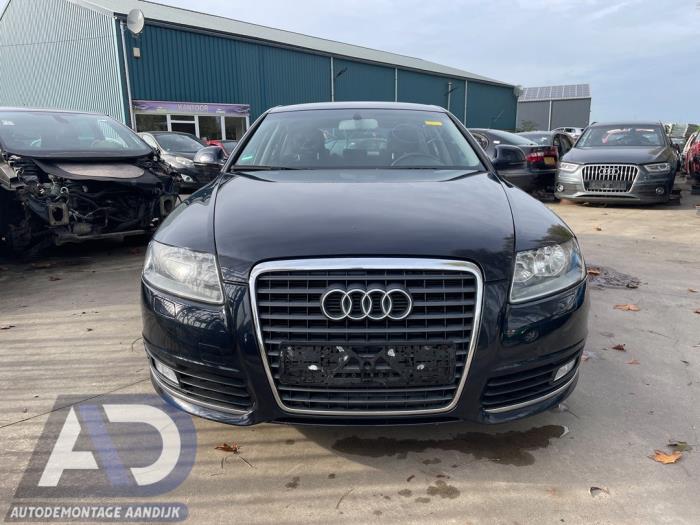 Audi A6 2.0 TDI 16V Épave (2010, Bleu)