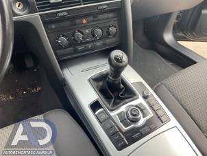 Audi A6 2.0 TDI 16V Épave (2010, Bleu)