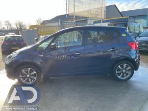 Hyundai iX20 1.6i 16V Épave (2019, Bleu)