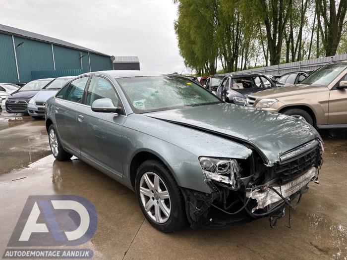 Audi A6 2.8 V6 24V FSI Épave (2011, Gris)