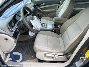 Audi A6 2.8 V6 24V FSI Épave (2011, Gris)