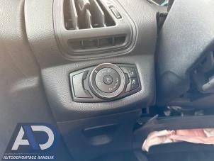 Ford B-Max 1.4 16V Épave (2014, Gris argenté)