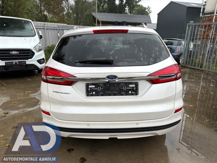 Ford Mondeo V Wagon 2.0 TDCi 150 16V Épave (2019, Blanc)