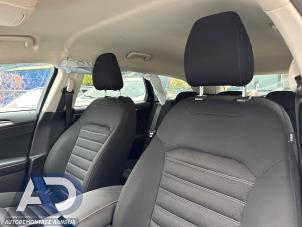 Ford Mondeo V Wagon 2.0 TDCi 150 16V Épave (2019, Blanc)