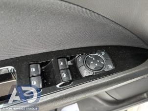 Ford Mondeo V Wagon 2.0 TDCi 150 16V Épave (2019, Blanc)