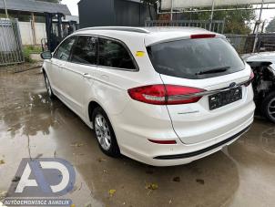 Ford Mondeo V Wagon 2.0 TDCi 150 16V Épave (2019, Blanc)