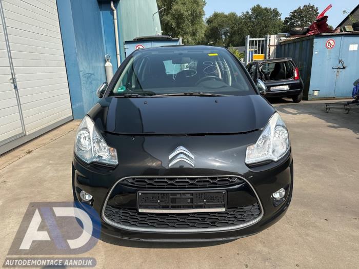 Citroen C3 1.4 16V VTi Samochód złomowany (2013, Czarny)