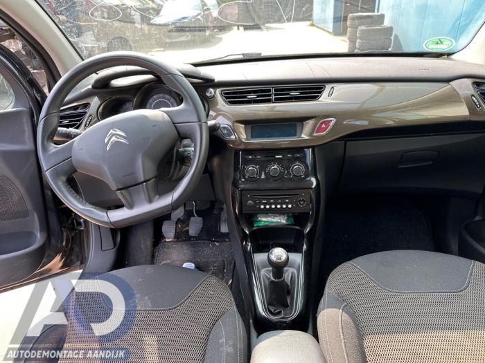 Citroen C3 1.4 16V VTi Samochód złomowany (2013, Czarny)