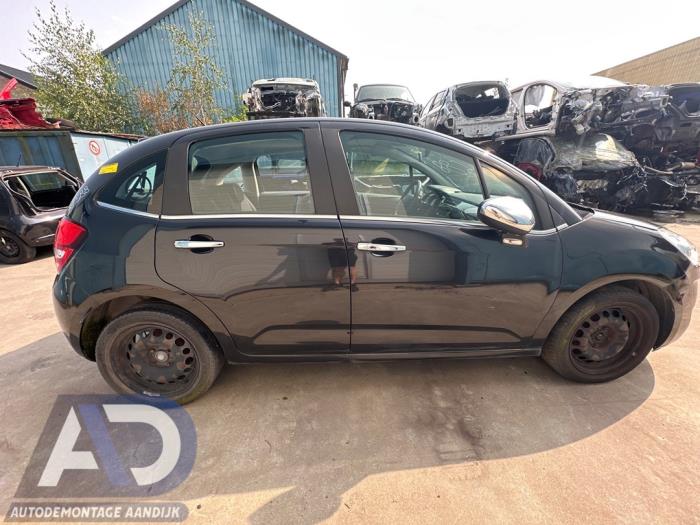 Citroen C3 1.4 16V VTi Samochód złomowany (2013, Czarny)