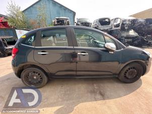 Citroen C3 1.4 16V VTi Samochód złomowany (2013, Czarny)
