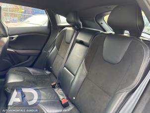 Volvo V40 1.6 D2 Vehículo de desguace (2014, Negro)