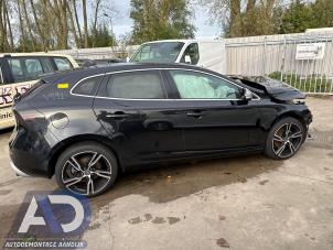 Volvo V40 1.6 D2 Vehículo de desguace (2014, Negro)