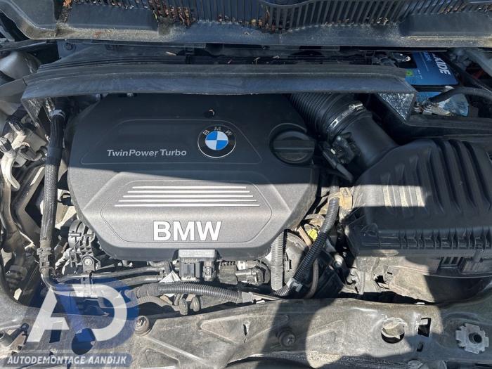 BMW 2 serie Active Tourer 220dA xDrive 2.0 TwinPower Turbo 16V Épave (2016, Blanc)
