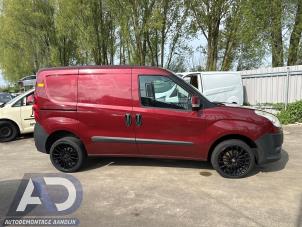Fiat Doblo Cargo 1.6 D Multijet Dualogic Épave (2013, Bordeaux)