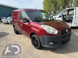 Fiat Doblo Cargo 1.6 D Multijet Dualogic Épave (2013, Bordeaux)