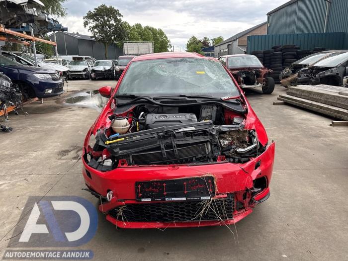 Volkswagen Polo V 1.8 GTI 16V Épave (2017, Rouge)
