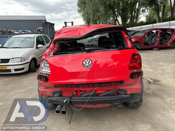 Volkswagen Polo V 1.8 GTI 16V Épave (2017, Rouge)