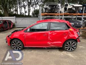 Volkswagen Polo V 1.8 GTI 16V Épave (2017, Rouge)