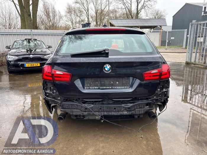 BMW 5 serie Touring 535d 24V Skrotfordon (2011, BLAUW)