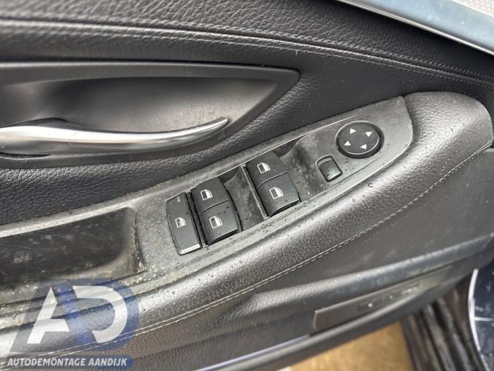 BMW 5 serie Touring 535d 24V Skrotfordon (2011, BLAUW)
