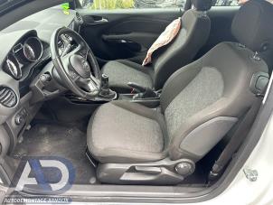 Opel Adam 1.2 16V Samochód złomowany (2014, Bialy)