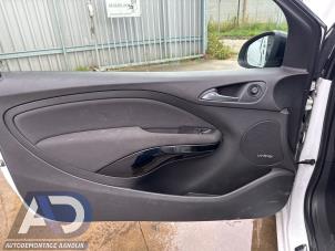 Opel Adam 1.2 16V Samochód złomowany (2014, Bialy)