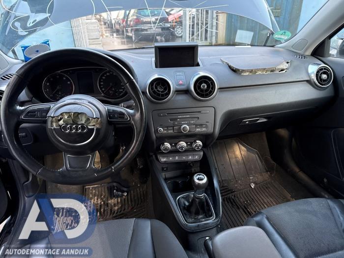 Audi A1 1.4 TFSI 16V 122 Skrotfordon (2012, ZWART)