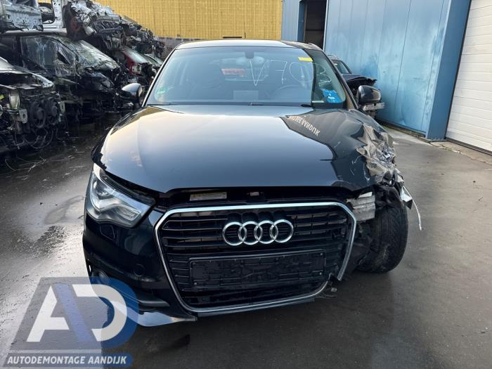 Audi A1 1.4 TFSI 16V 122 Skrotfordon (2012, ZWART)