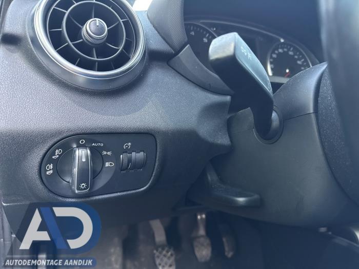 Audi A1 1.4 TFSI 16V 122 Skrotfordon (2012, ZWART)