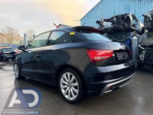 Audi A1 1.4 TFSI 16V 122 Épave (2012, Noir)