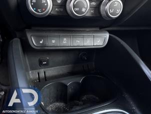 Audi A1 1.4 TFSI 16V 122 Épave (2012, Noir)