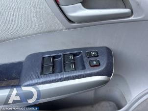 Honda Insight 1.3 16V VTEC Épave (2011, Noir)