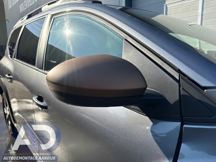 Dacia Jogger 1.0 TCe 110 12V Samochód złomowany (2024, Szary)